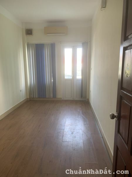 Cho thuê nhà mặt đường vừa kinh doanh vừa ở Phố Thụy Khuê, Tây Hồ. DT40m2x4t. Chỉ 18tr