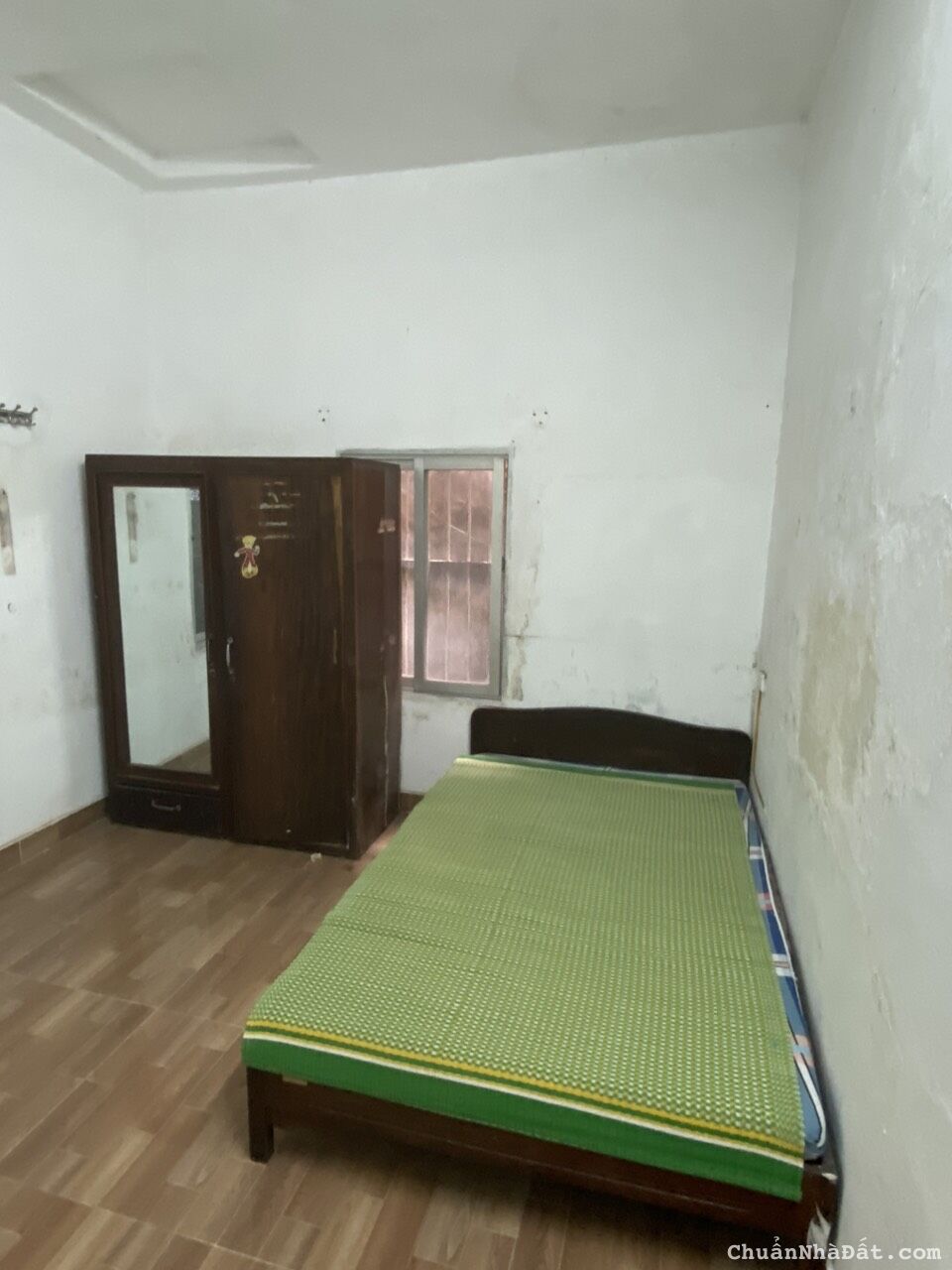 Cho thuê nhà nguyên căn tại Ngõ 639 Hoàng Hoa Thám, Vĩnh Phúc. Nhà rộng 2 thoáng. Chỉ 7.5tr