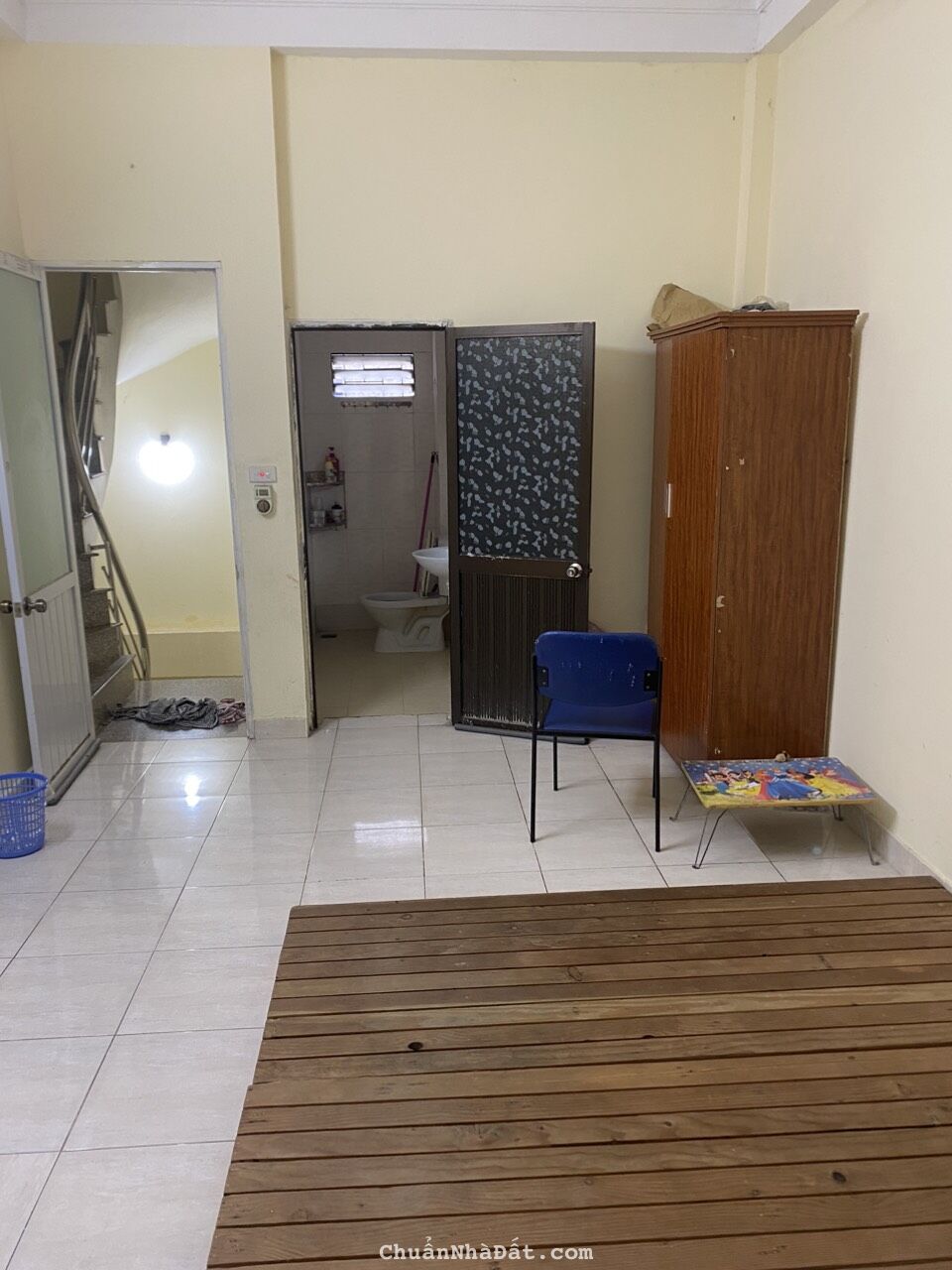 Cho thuê nhà 4 tầng tại Ngõ 209 Phố Đội Cấn, Ngọc Hà, Ba Đình. Nhà rộng thoáng. Chỉ 7tr