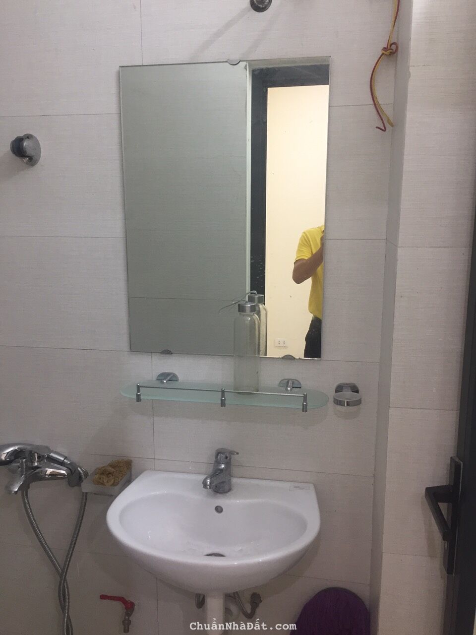 Cần cho thuê gấp mặt băng T1 33m2. Giá chỉ 8 tr/th. Kinh doanh online, spa, nail