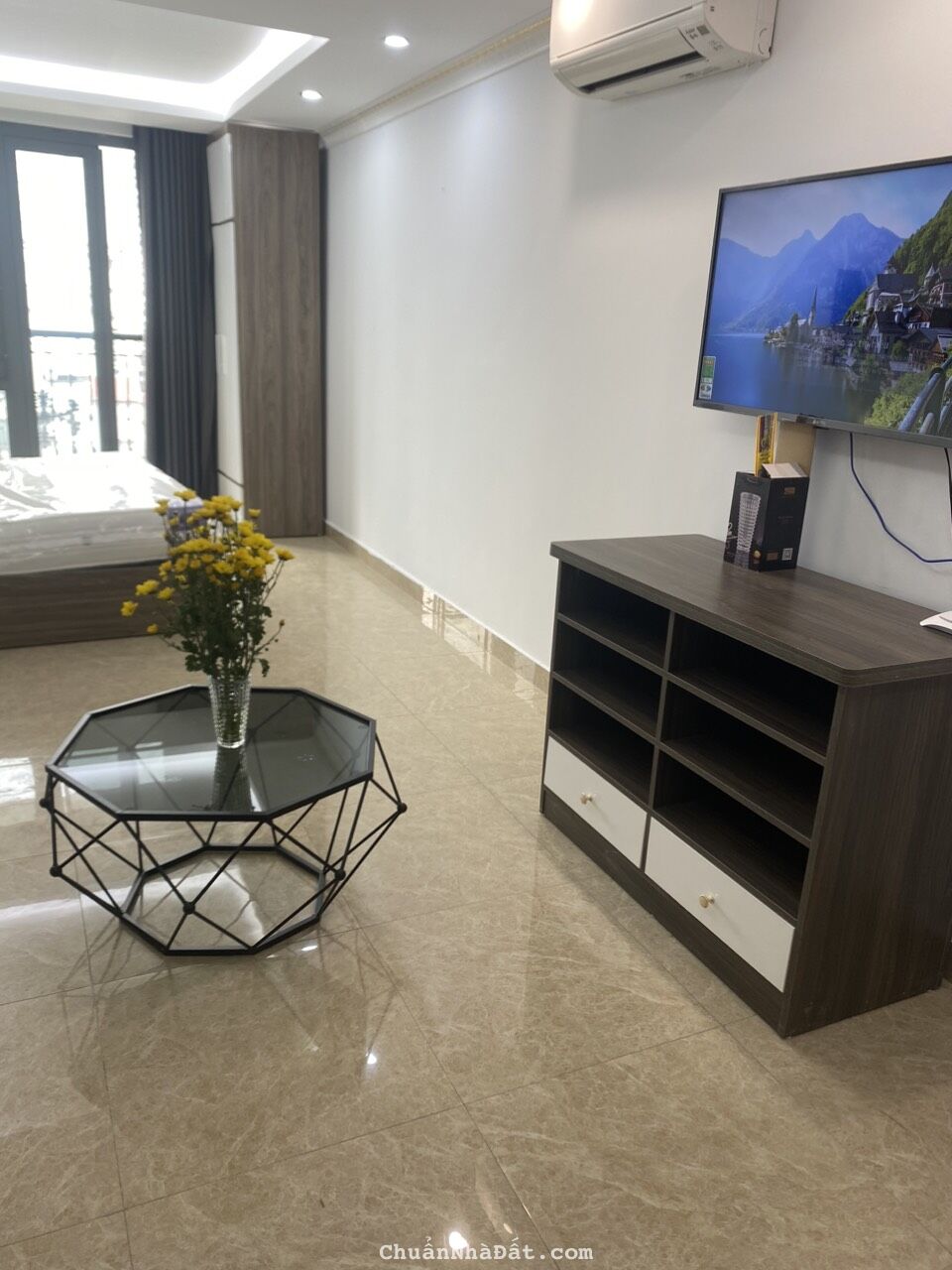 Cho thuê căn hộ Phố Đội Cấn Dt 40m2. Full nội thất xịn sò, nhà mới tinh thoáng. Chỉ 10tr Cho thuê căn hộ Phố Đội Cấn Dt 40m2. Full nội thất xịn sò, nhà mới tinh thoáng. Chỉ 10tr