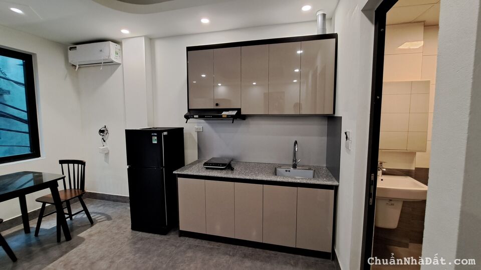 Cho thuê căn hộ Phố Vạn Phúc, Ba Đình Dt 36m2. Full nội thất xịn, nhà mới tinh. Chỉ 7.5tr