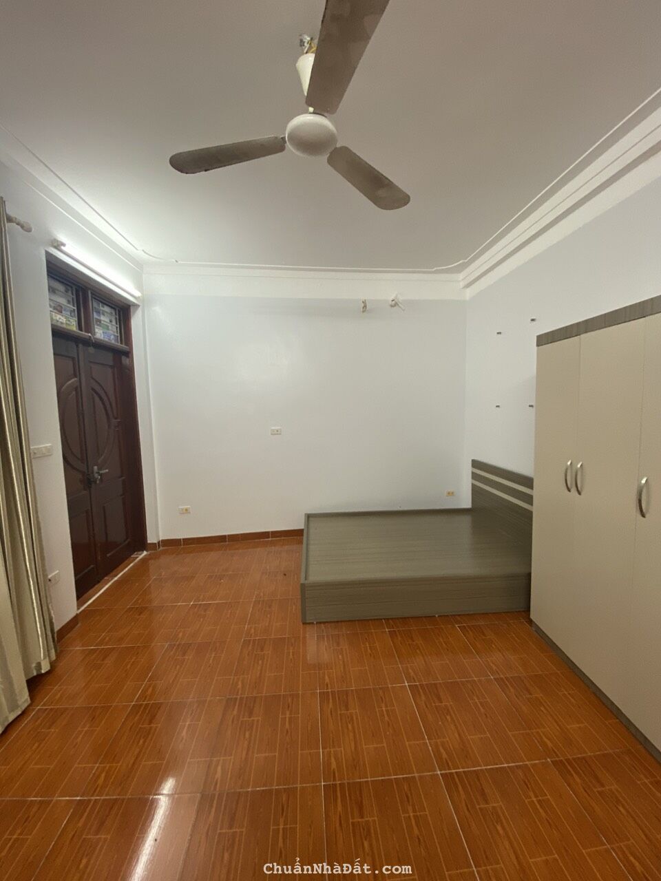 Cho thuê Căn Apartment siêu VIP tại Số 98 ngõ 116 Phan Kế Bính, Cống Vị, Ba Đình. Chỉ 5tr 