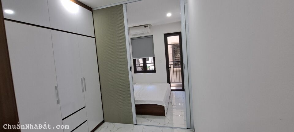 Cho thuê Căn Apartment 1N,1K tại ngõ 285 Đội Cấn, Ba Đình. Ban công thoáng vô cực. Chỉ 6.5tr
