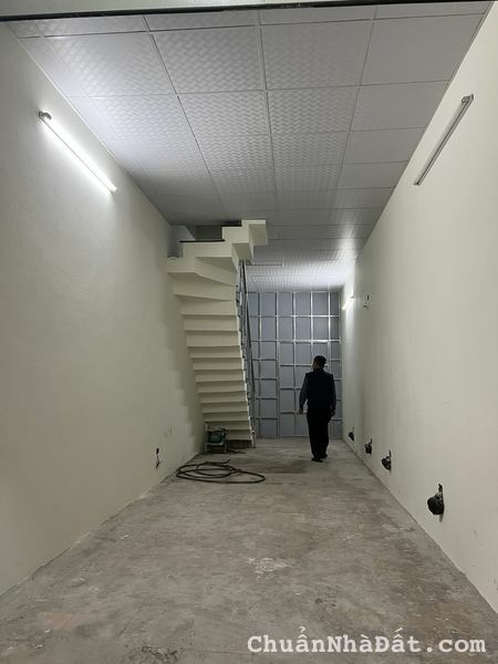 Cho thuê nhà mặt Phố Thụy Khuê, Tây Hồ. Nhà 2 mặt phố Kinh doanh bất chấp mọi loại hình. Chỉ 18tr