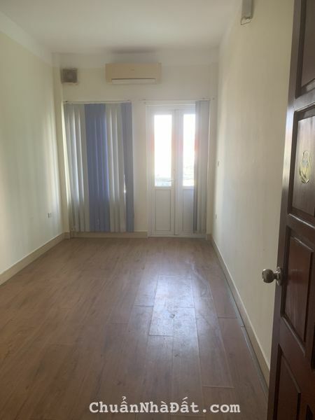 Cho thuê nhà mặt phố vừa kinh doanh vừa ở Phố Thụy Khuê, Tây Hồ. DT45m2x4t. Chỉ 18tr