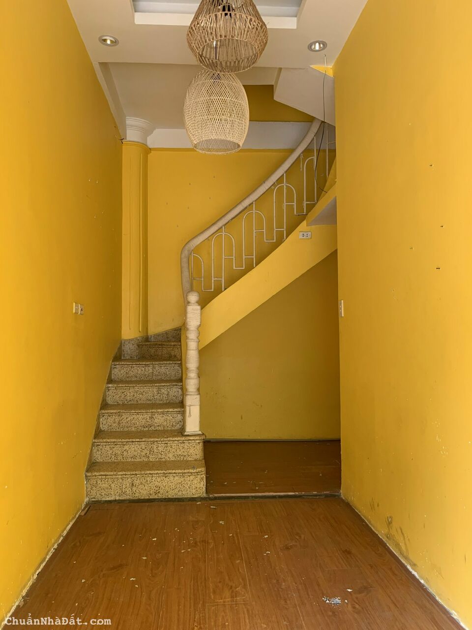 Cho thuê nhà mặt phố Phố Giang Văn Minh, Ba Đình. Nhà mặt tiền kinh doanh đỉnh. Chỉ 12tr