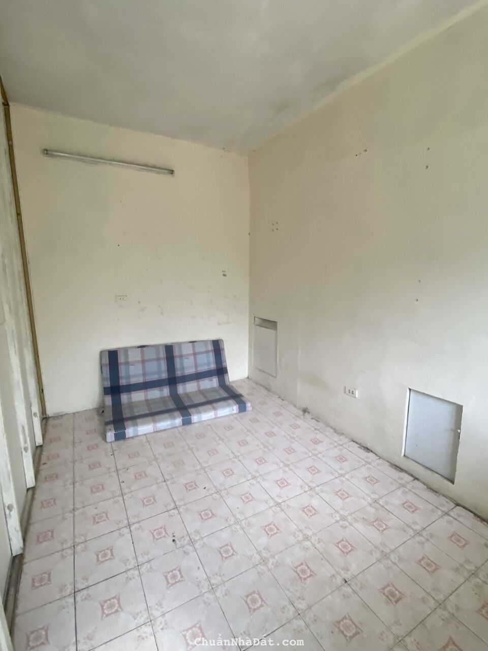 Cho thuê nhà mặt ngõ 279 Phố Đội Cấn, Ba Đình. Kinh doanh hoặc ở bất chấp. Chỉ 10tr Cho thuê nhà mặt ngõ 279 Phố Đội Cấn, Ba Đình. Kinh doanh hoặc ở bất chấp. Chỉ 10tr