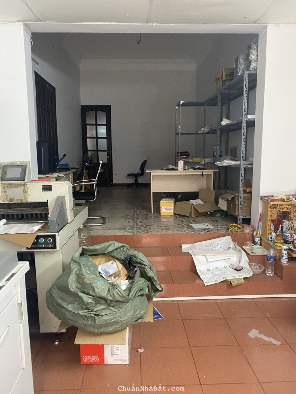 Cho thuê mặt bằng T1 kinh doanh Phố Đốc Ngữ, Ba Đình. Dt 58m2 kinh doanh bất chấp. Chỉ 12tr