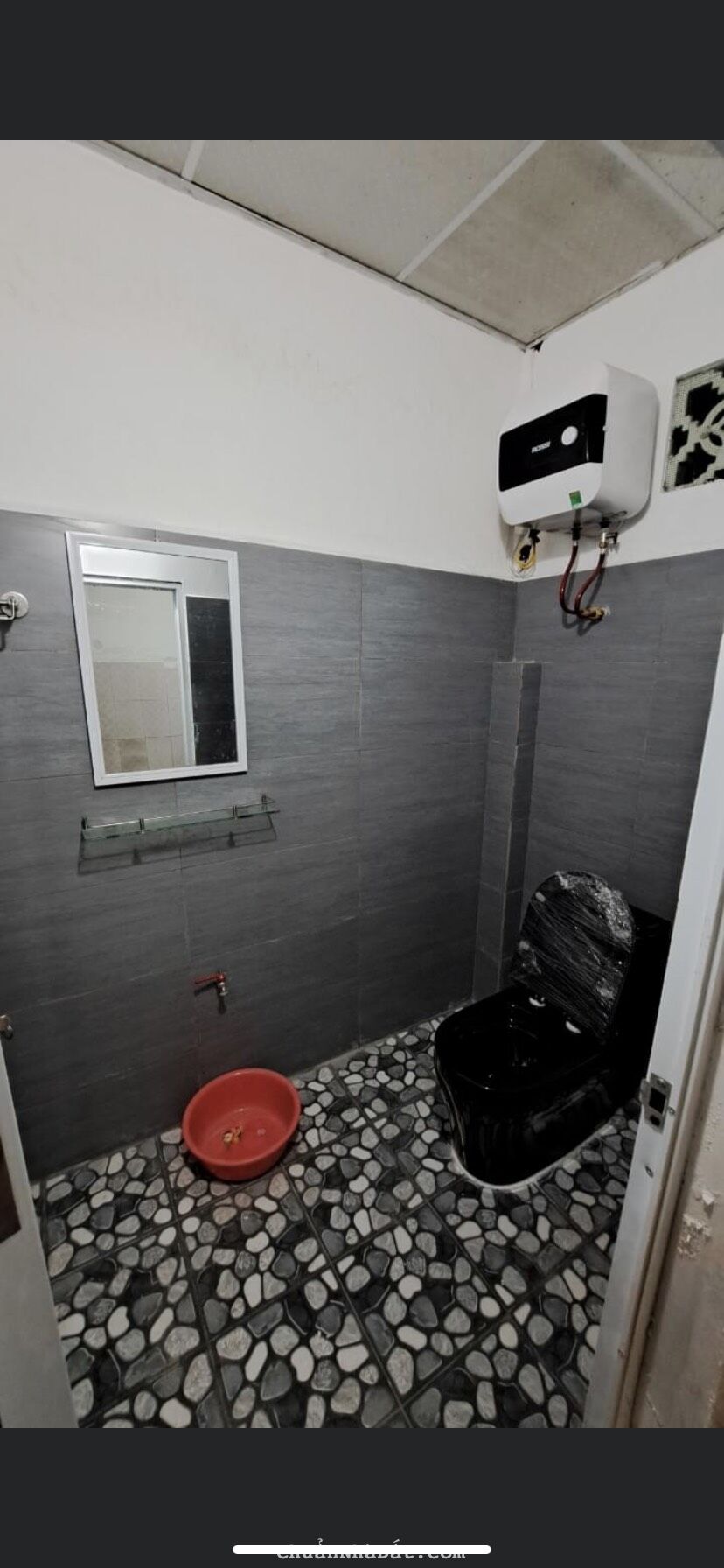 Cho thuê nhà cấp 4 Phố Vĩnh Phúc, Ba Đình. Dt35m2, Ưu tiên hộ gia đình. Chỉ 3tr