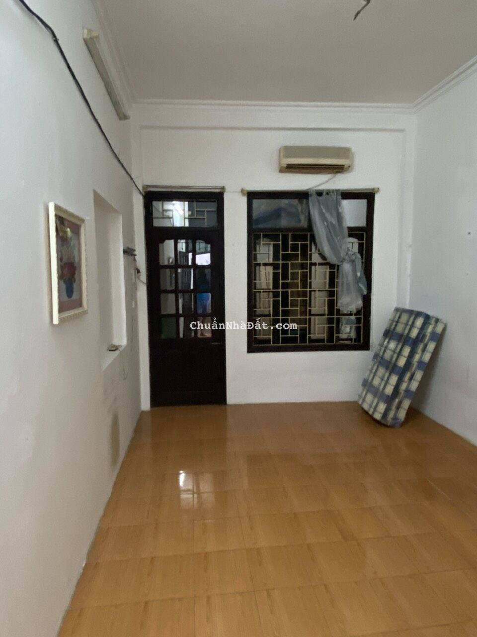 Cho thuê nhà 4 tầng tại ngõ 343 Đội Cấn, Ba Đình. Vừa ở vừa kinh doanh. Chỉ 9tr