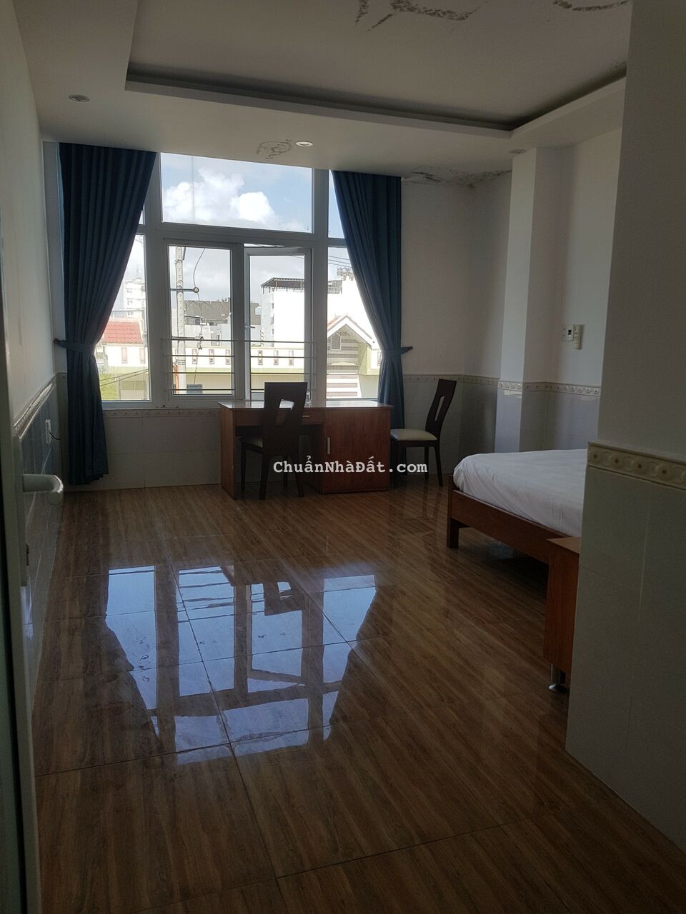 Nhà 2,5 tầng biển Sơn Thủy, dt 125m2 đất, kiên cố, giá rẻ