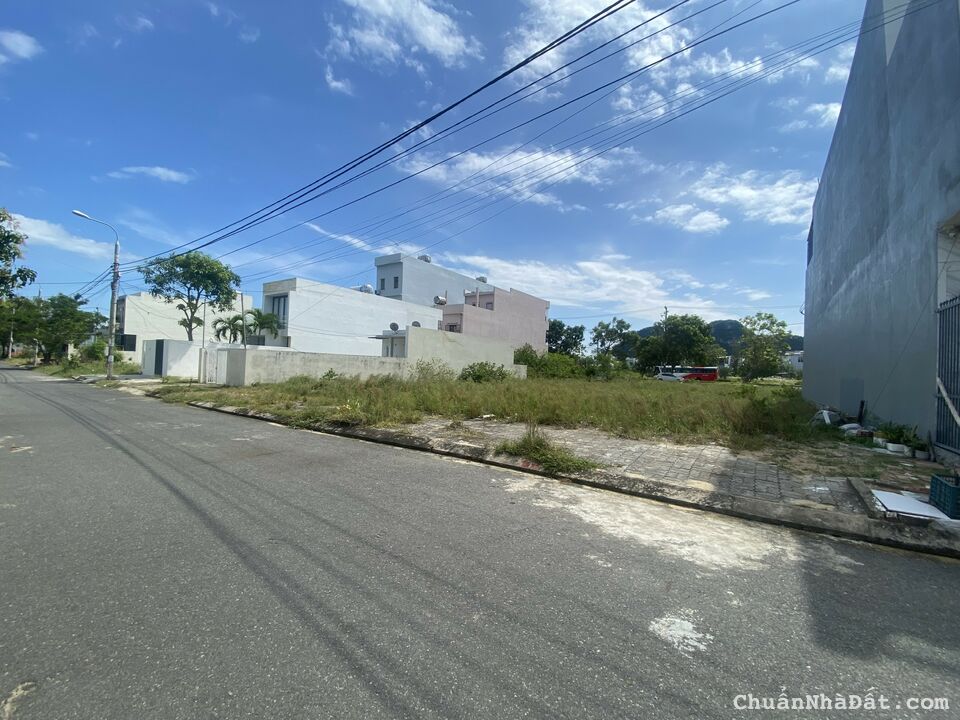 Đất Thủy Sơn 4, dt 125m, gần cổng Resort Hyatt, giá tốt