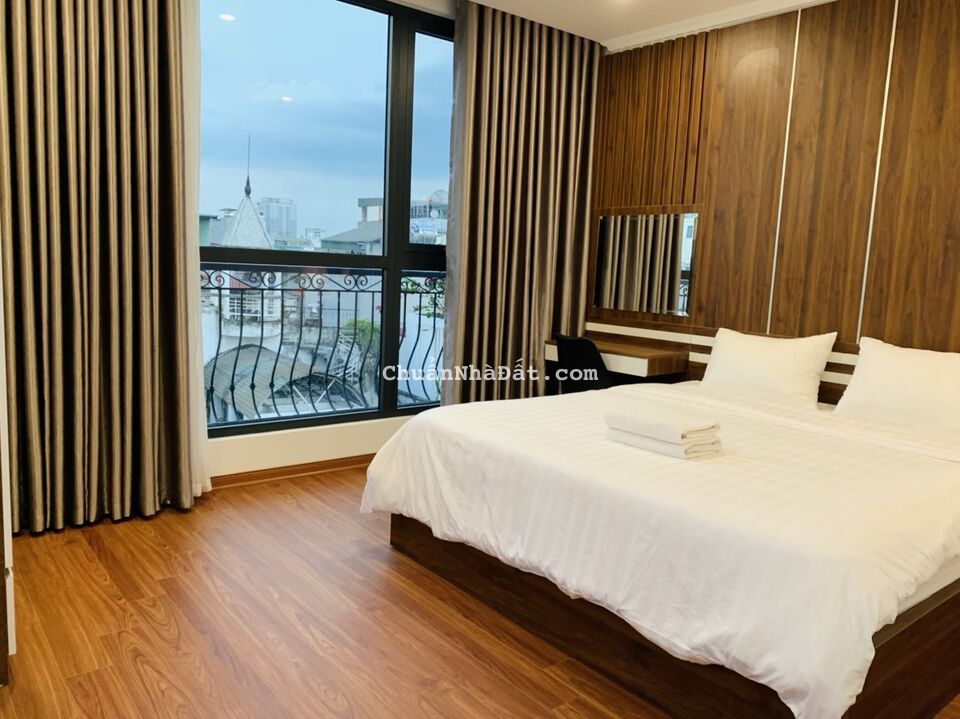 Cho thuê căn hộ dịch vụ 1PN, 1PK 60m2 sang trọng, tinh tế tại Linh Lang, Ba Đình chỉ 15tr.  