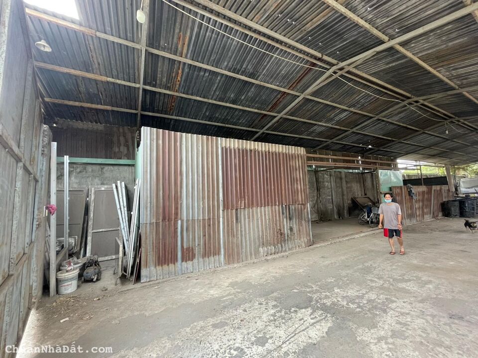 Cần bán Kho, nhà Xưởng 733m2, cách đường Hoàng Hữu Nam 200m, giá 26 tỷ  