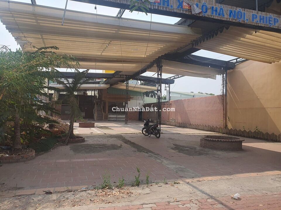 Cần bán 1 bds. Mặt tiền Xa lộ Hà Nội, P. Hiệp Phú, Tp Thủ Đức, với dt đất ~ 700 m² 