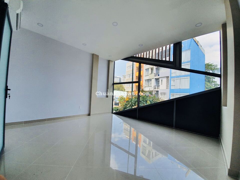 Siêu hot !! Căn duy nhất ngay sân bay đang giảm giá sâu, Khu thương hiệu. Chốt ngay