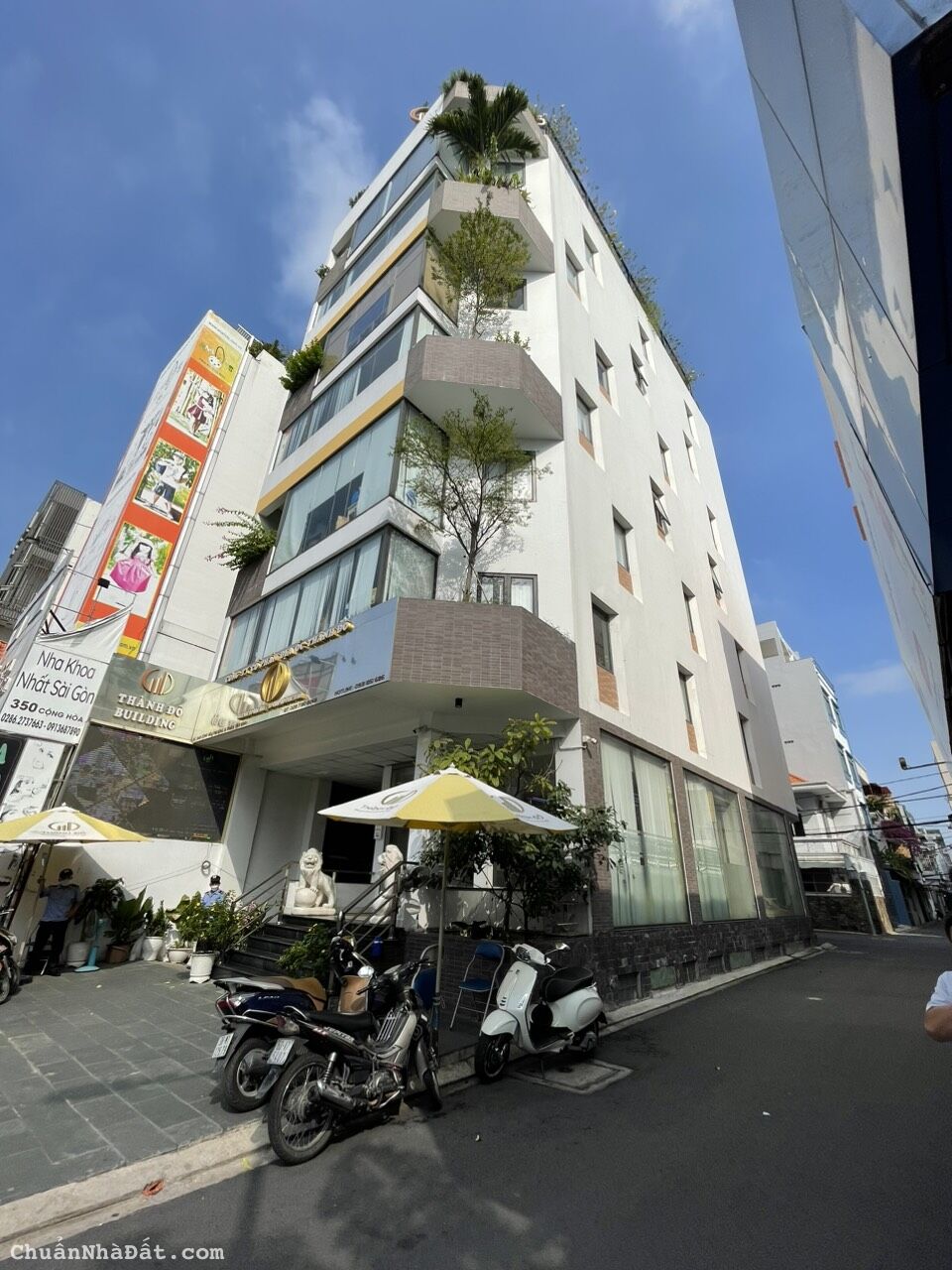 Cho thuê tòa nhà khu sân bay. Căn góc 3 MT, đoạn hai chiều sầm uất tập trung nhiều thương hiệu lớn Cho thuê tòa nhà khu sân bay. Căn góc 3 MT, đoạn hai chiều sầm uất tập trung nhiều thương hiệu lớn