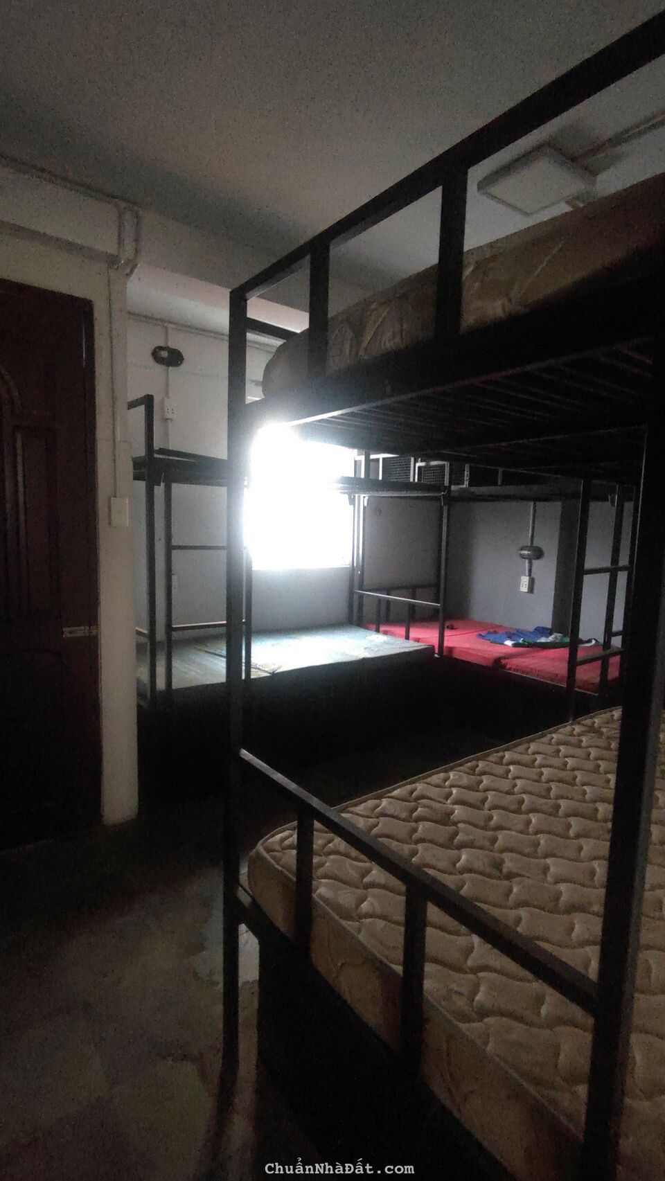 CHO THUÊ NHÀ BÙI VIỆN QUẬN 1, DT 3MX20M SẴN TRỆT 5 LẦU GIÁ 10K$