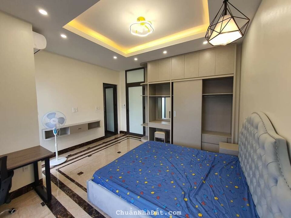 Cho thuê nhà 3 tầng full nội thất Sịn xò trong kđt Vsip