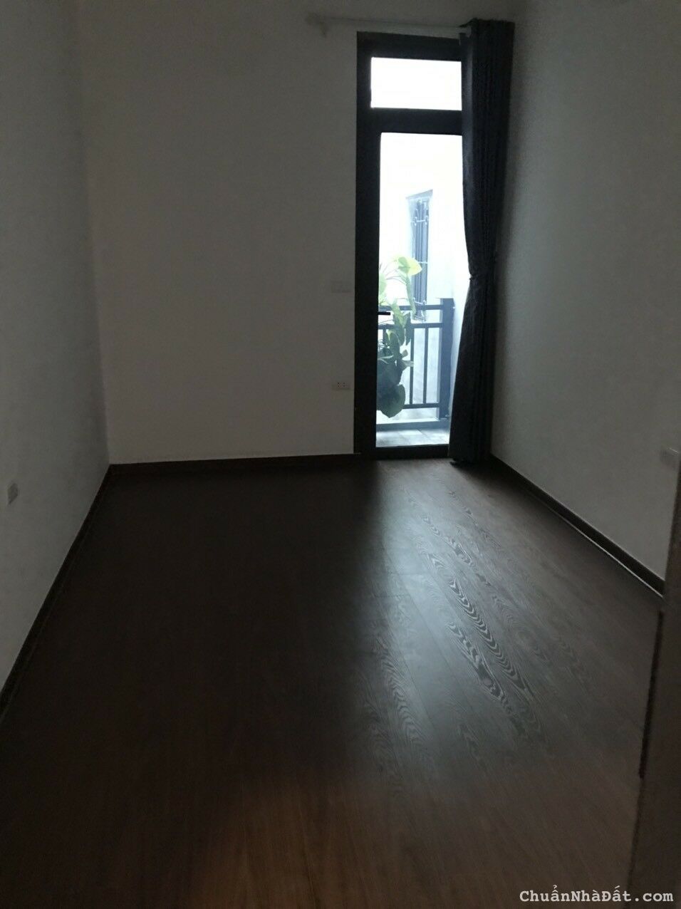 BÁN GẤP NHÀ ĐẸP CHỦ TỰ XÂY LIỀN MẶT PHỐ TAM KHƯƠNG