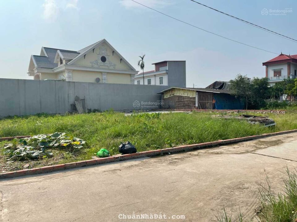 Chính chủ cần bán 56.6m2 tại Đình Trung, Xuân Nộn. lô góc 2MT đường ô tô đỗ cửa. Chính chủ cần bán 56.6m2 tại Đình Trung, Xuân Nộn. lô góc 2MT đường ô tô đỗ cửa.