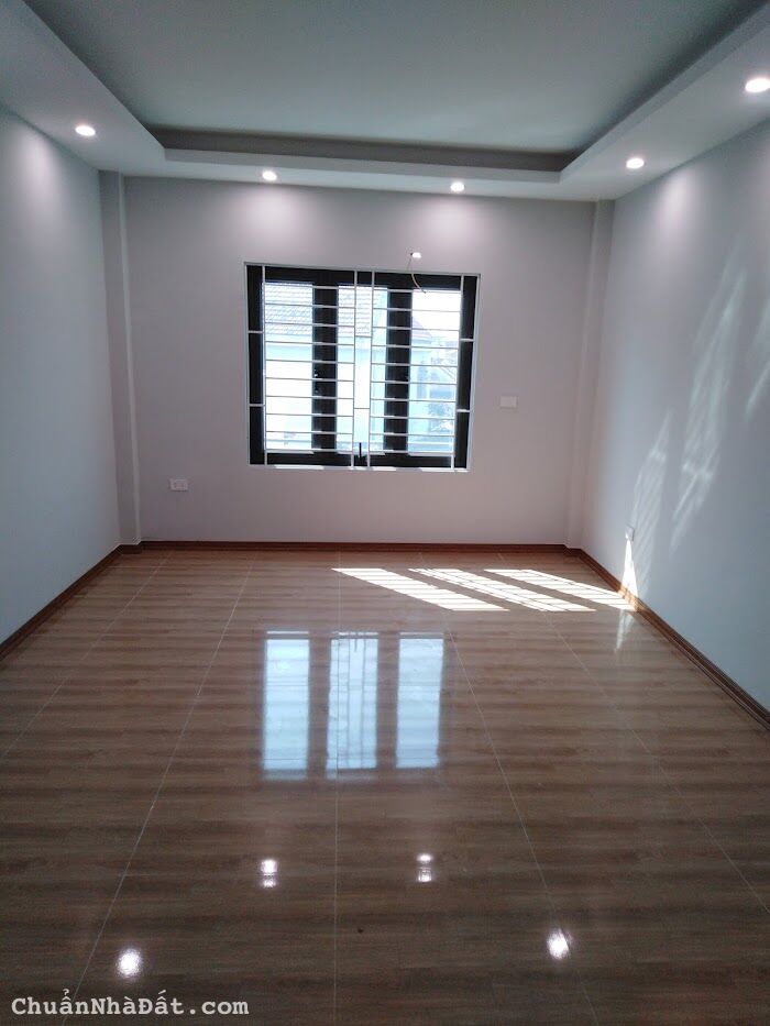 Bán gấp nhà Nam Từ liêm dt 35m ,2.5 tỷ