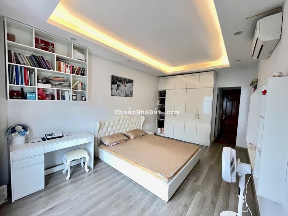 Bán gấp nhà dt 35 m Mỹ Đình,4 tỷ