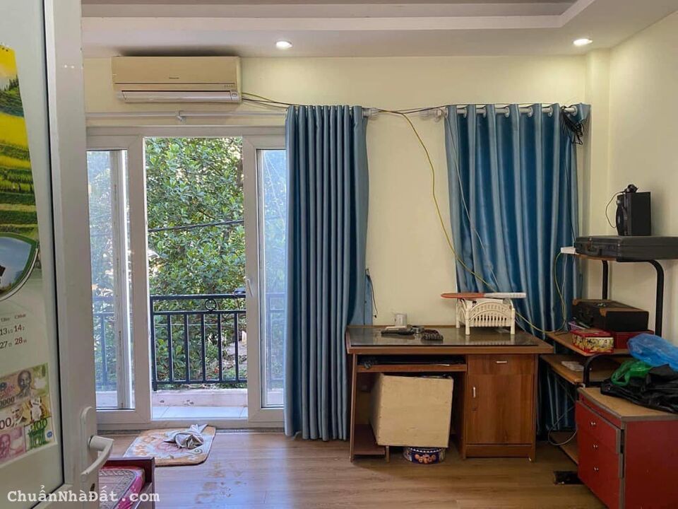 Bán gấp nhà 3 tầng 40m Nam Từ liêm,gần ô tô,giá nhỉnh 3 tỷ