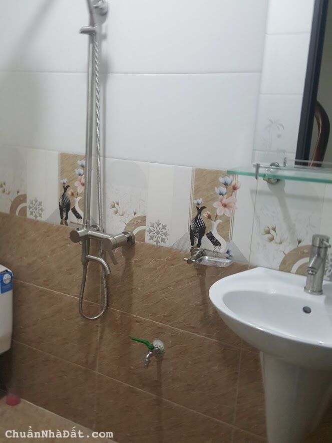 Bán nhà  đẹp Nam Từ liêm 4 tầng dt 35m,nhỉnh 3 tỷ,gần ô tô