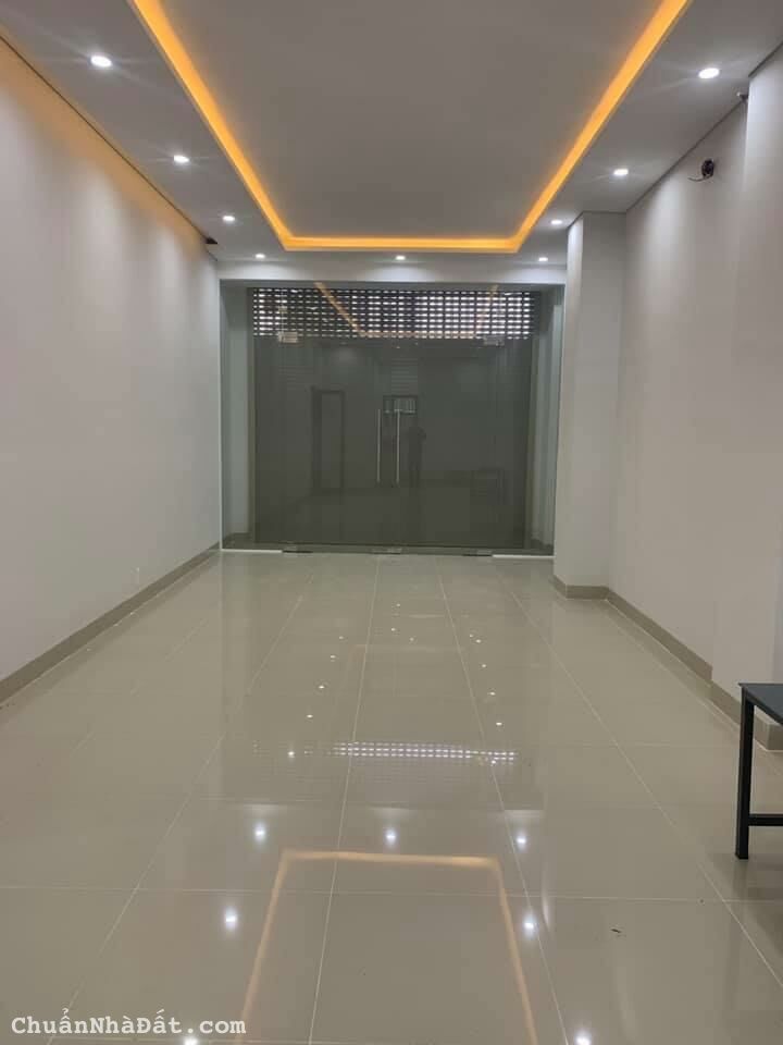 Nhà 3 tầng mặt phố Nguyễn Chí Thanh, gần Lê Duẩn (vị trí đẹp, giá rẻ) chỉ còn 16 tỷ (TL) Nhà 3 tầng mặt phố Nguyễn Chí Thanh, gần Lê Duẩn (vị trí đẹp, giá rẻ) chỉ còn 16 tỷ (TL)