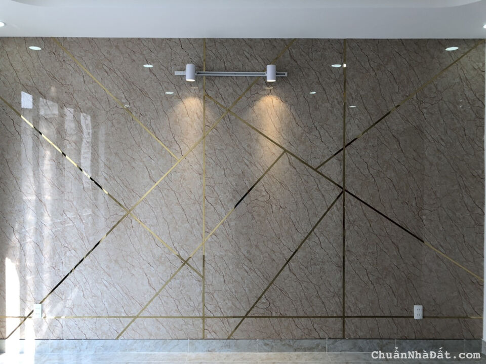 Cần bán nhà đường Nguyễn Trọng Tuyển, P.15, Q Phú Nhuận. 4x12m. Hẻm sạch đẹp. 