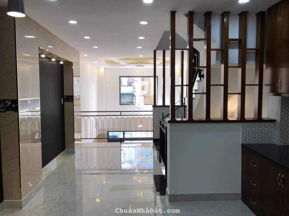 Cần bán nhà đường Nguyễn Trọng Tuyển, P.15, Q Phú Nhuận. 4x12m. Hẻm sạch đẹp. 