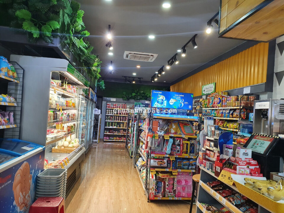 cho thuê nhà đường võ văn tần, p võ thị sáu, Q3. DT 5x22m. 80tr