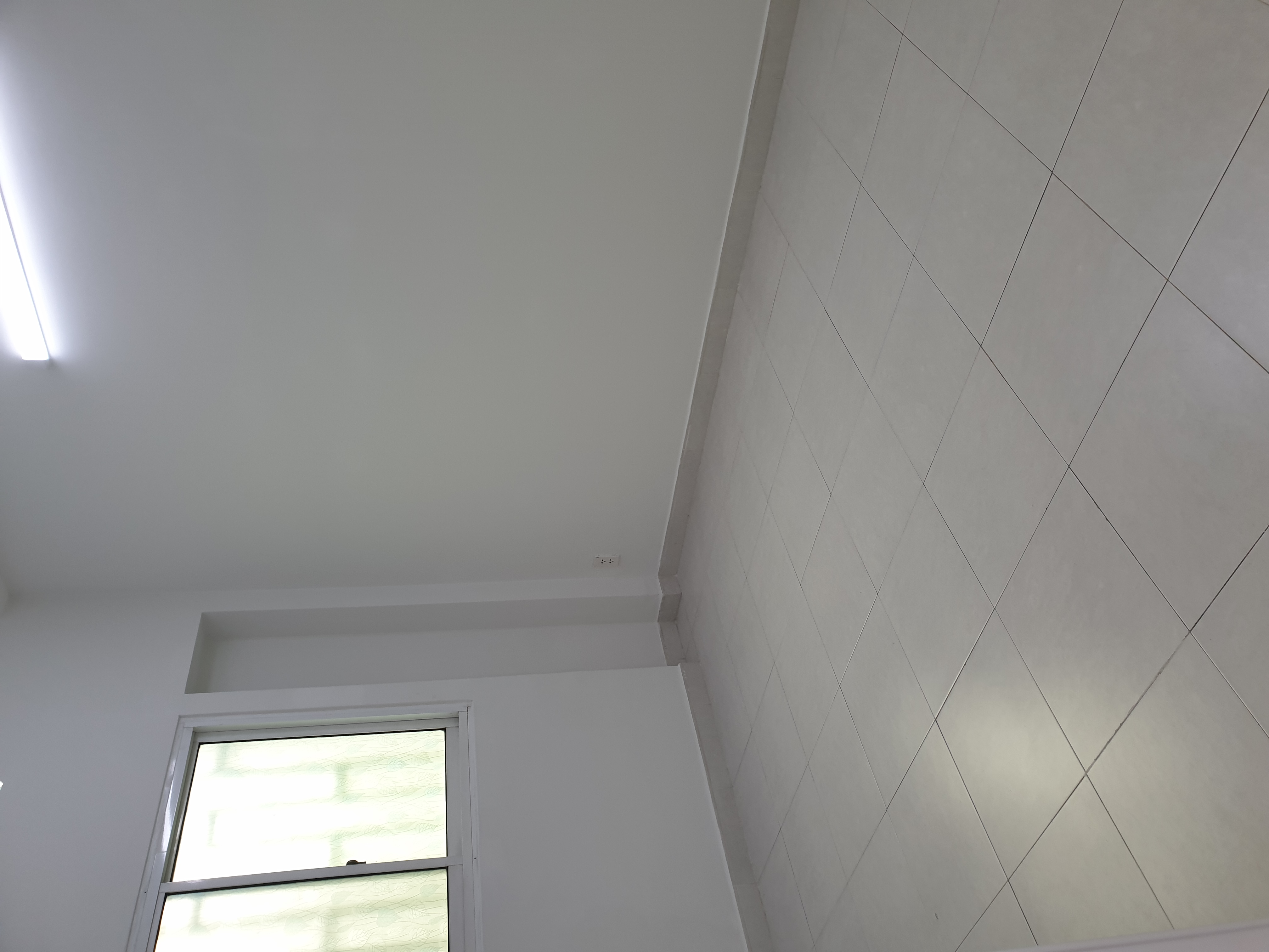 Cho thuê nhà 7x20 xây 3 lầu 5pn đẹp vào ở liền 40 triệu