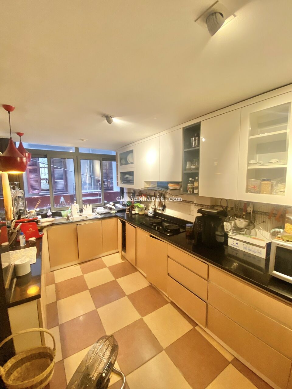 PHẢI NHANH! Ngõ 168 Hào Nam - Biệt thự phân lô - Gara - Ở ngay - 100m2 x 5T nhỉnh 16 tỷ