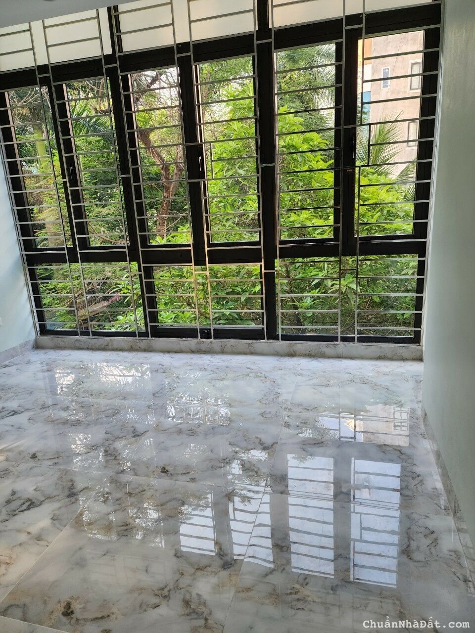 BÁN GẤP! Phương Mai Nhà đẹp - Ô tô tránh - Thang máy - Vỉa hè - 40m2 x 8 tầng chỉ 8 tỷ