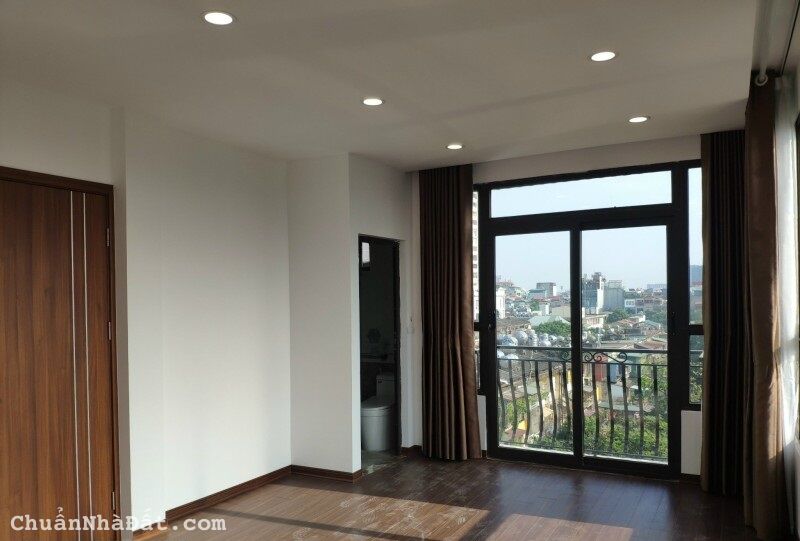 HOT! Thái Thịnh Nhà Mới, Phân Lô, Gara, Thang Máy 8 Tầng, DT 38m2, 5.5m mặt tiền hơn 8 tỷ HOT! Thái Thịnh Nhà Mới, Phân Lô, Gara, Thang Máy 8 Tầng, DT 38m2, 5.5m mặt tiền hơn 8 tỷ