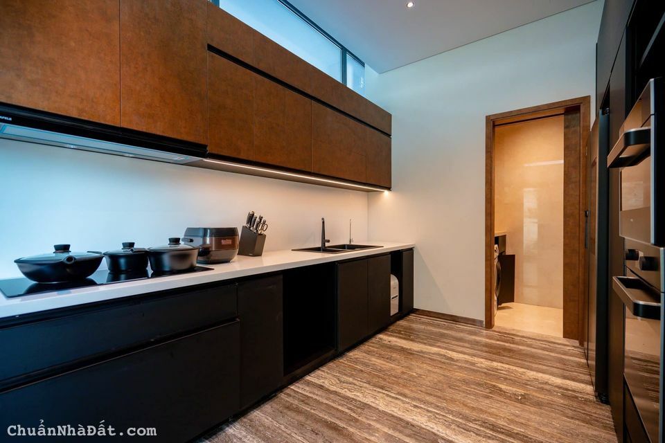 Phiên bản Limited 22 căn villas mặt sông 600m2 phân khu Elizabeth Regal Victoria - hỗ trợ vay LS 0% Phiên bản Limited 22 căn villas mặt sông 600m2 phân khu Elizabeth Regal Victoria - hỗ trợ vay LS 0%