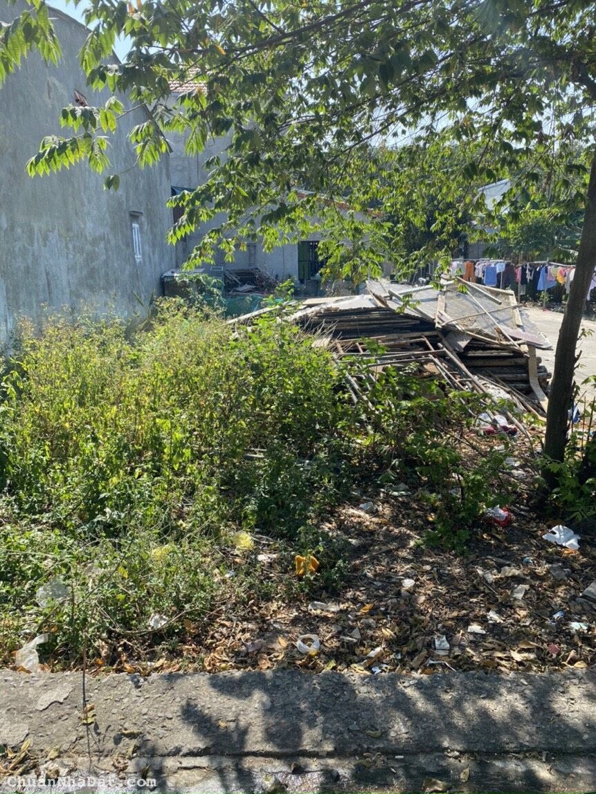 Chủ kẹt tiền bán lô góc 2 mặt tiền . khu đông dân cư sát khu  công nghiệp mp 3 và mp4