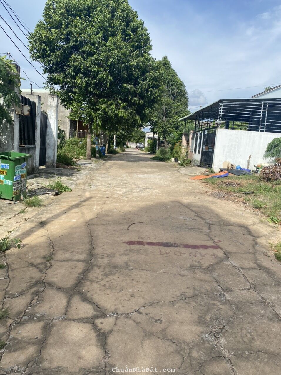 GĐ cần bán 2 lô đất giá rẻ. 115m2(5x23m) ngay KCN Mỹ Phước 3, dân đông, vị trí đẹp tiện KD, gần QL GĐ cần bán 2 lô đất giá rẻ. 115m2(5x23m) ngay KCN Mỹ Phước 3, dân đông, vị trí đẹp tiện KD, gần QL