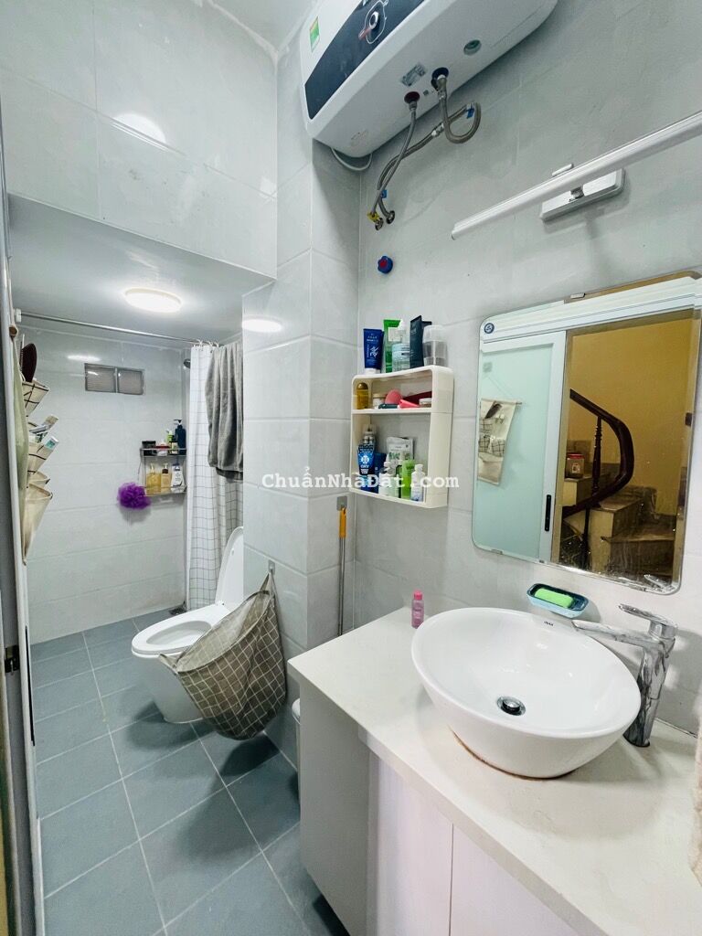 HIẾM! 54 Phú Đô - Nam Từ Liêm. Ngõ Ô tô - Có Sân rộng. Thích hợp để ở, cho thuê.