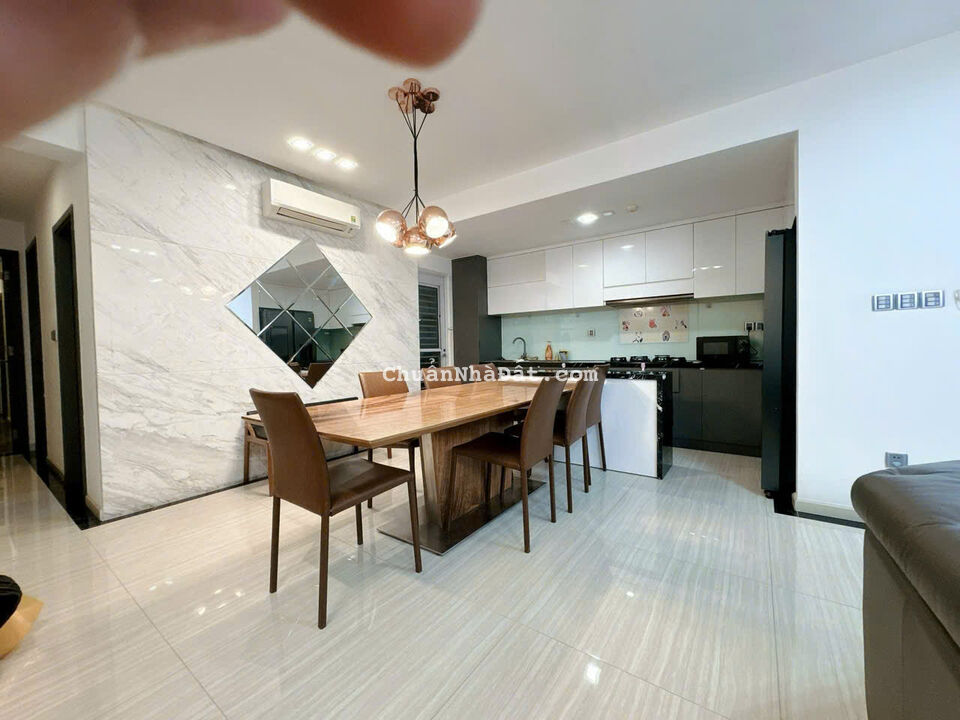 Bán căn hộ Happy Valley q7 block L view nội khu và sân golf nhà trống giao ngay