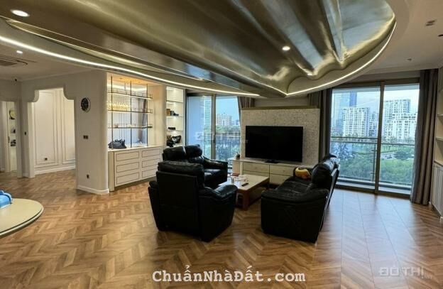 Penthouse Hưng Vượng 2 đường Đặng Đại Độ q7 hướng công viên Wonderland