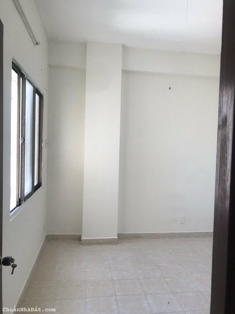 Cần bán CHCC Khánh Hội 1 Q.4, 76m2, 2Pn, lầu cao, view đẹp, để lại NT