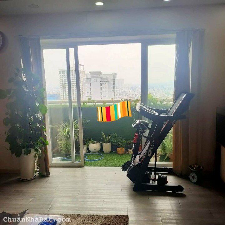 Cần bán CHCC Hùng Vương Plaza Q.5, 116m2, 3Pn ,3Wc, căn góc, giá 6,5 tỷ