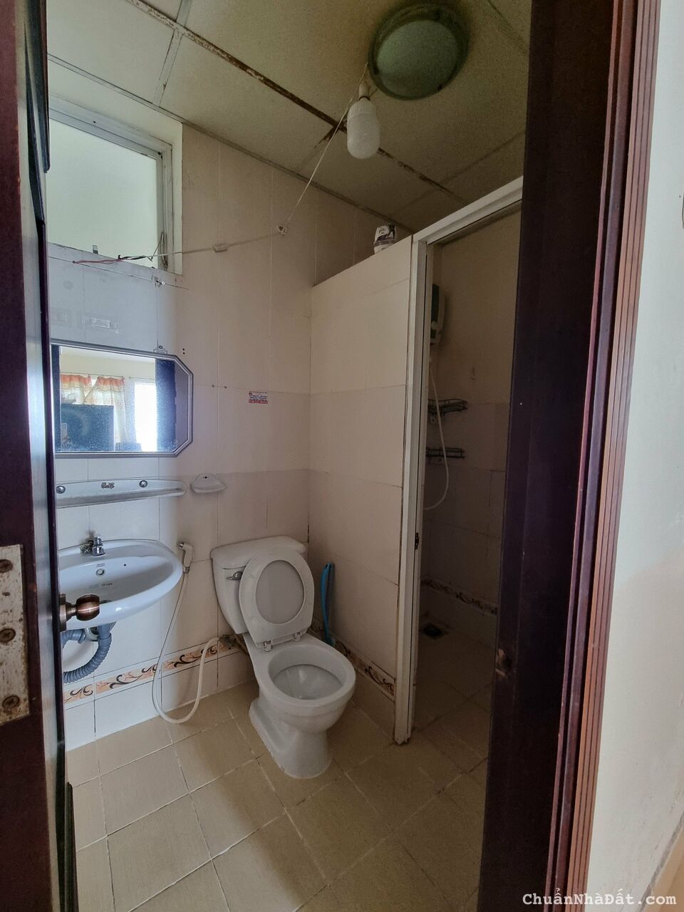 Cần bán CHCC Him Lam 6A, Bình Chánh, 63m2, 2Pn , 1Wc, giá 2.25 tỷ (có sổ)