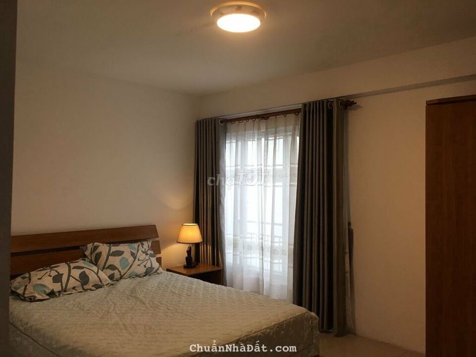 Cho thuê CHCC Tản Đà Quận 5, DT 105m2, 3PN, 2tollet, full NT như hình