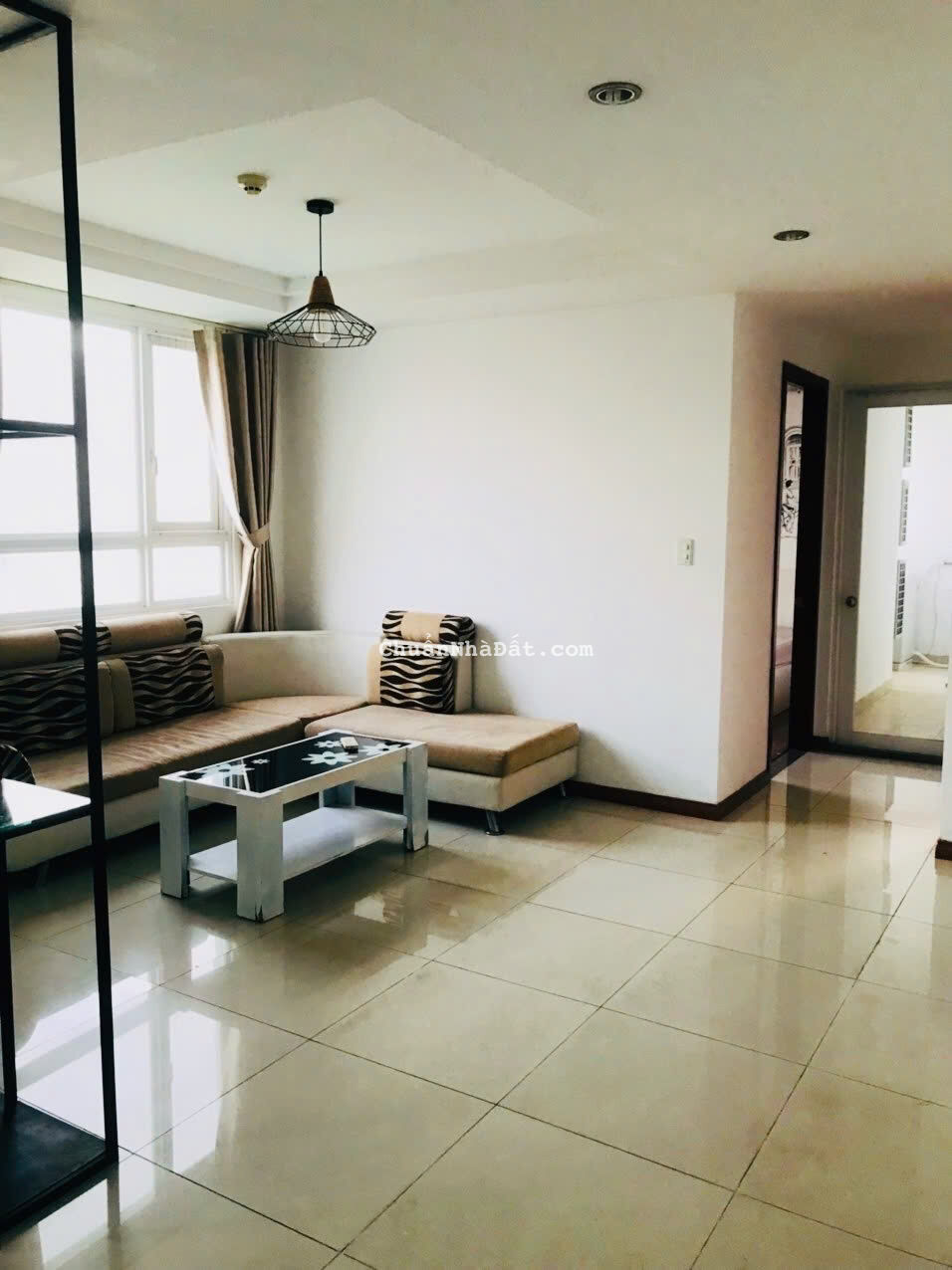 Cho thuê CHCC BMC, Quận 1. Diện tích: 137m2, 3 phòng ngủ, 2WC, full NT