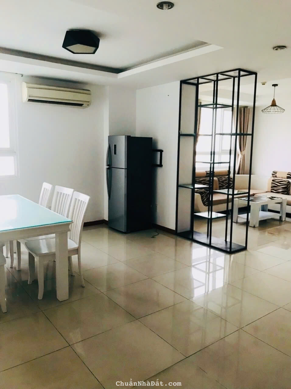 Cho thuê CHCC BMC, Quận 1. Diện tích: 137m2, 3 phòng ngủ, 2WC, full NT